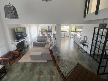 VENTA CASA DE CATEGORIA 4 DORM PUERTO DEL AGUILA