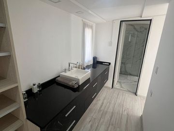 VENTA CASA DE CATEGORIA 4 DORM PUERTO DEL AGUILA