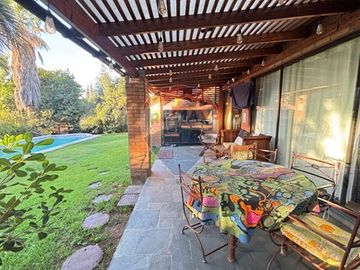 Gran casa en Las Pircas