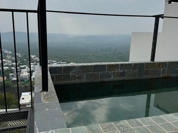 DUPLEX EN TERRAZAS DE LA ESTANZUELA, 3 DORM.