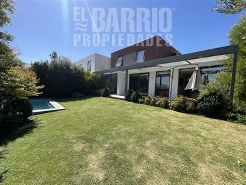 Casa en Venta en Chamisero / Chicureo