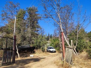 Casa en Venta en Gran parcela con casa en Olmué