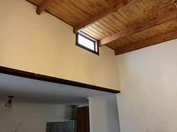En venta, moderna casa de dos dormitorios, en Quillota.