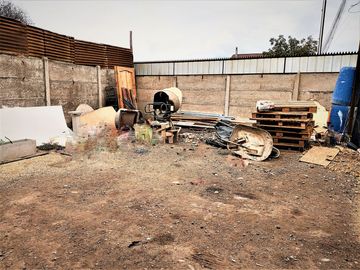 En venta, moderna casa de dos dormitorios, en Quillota.