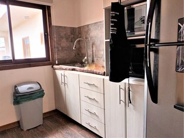 En venta, moderna casa de dos dormitorios, en Quillota.