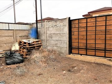 En venta, moderna casa de dos dormitorios, en Quillota.