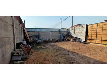 En venta, moderna casa de dos dormitorios, en Quillota.