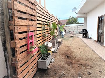 En venta, moderna casa de dos dormitorios, en Quillota.