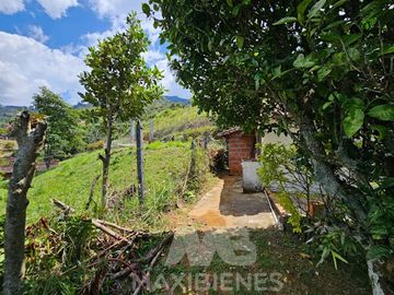 Arriendo/Venta de FINCAS en COPACABANA