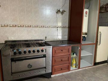 VENDO CASA QUINTA DE 250 MTS CON  5000 MTS LOTE  LA GLORIA DE LA PEREGRINA