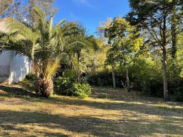 VENDO CASA QUINTA DE 250 MTS CON  5000 MTS LOTE  LA GLORIA DE LA PEREGRINA