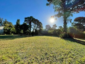 VENDO CASA QUINTA DE 250 MTS CON  5000 MTS LOTE  LA GLORIA DE LA PEREGRINA