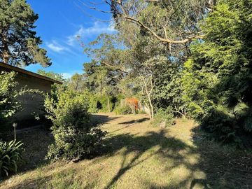 VENDO CASA QUINTA DE 250 MTS CON  5000 MTS LOTE  LA GLORIA DE LA PEREGRINA