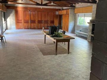 VENDO CASA QUINTA DE 250 MTS CON  5000 MTS LOTE  LA GLORIA DE LA PEREGRINA