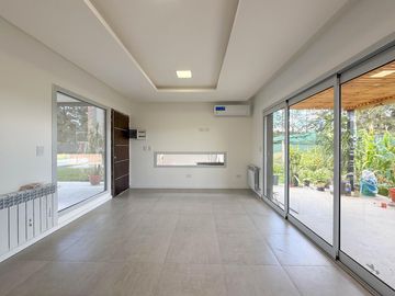Casa 2 dormitorios en condominio - Tierra de sueños 3 roldan