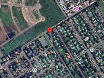 Casa en venta - 3 Dormitorios 3 Baños - 880Mts2 - Pilar