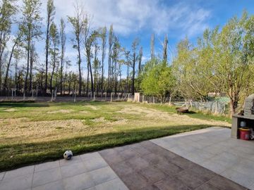 Casa 4 Dormitorios - Barrio Campo Los Olivos