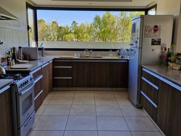 Casa 4 Dormitorios - Barrio Campo Los Olivos