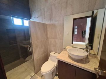 Casa en VENTA en LOMAS DE LA RIOJA