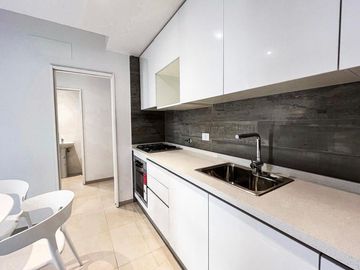 VENTA - DEPARTAMENTO  - DOS AMBIENTES  - V. DEL PARQUE - C/COCHERA Y AMENITIES.