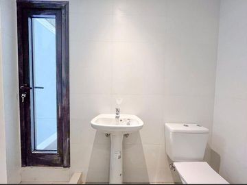 VENTA - DEPARTAMENTO  - DOS AMBIENTES  - V. DEL PARQUE - C/COCHERA Y AMENITIES.