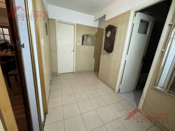 Departamento en  SENILLOSA AL 50-**EXCELENTE UNIDAD**