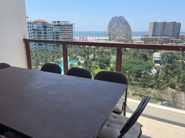 Excelente departamento en venta en la Isla Acapulco