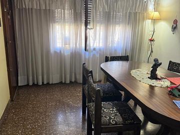 CASA VENTA 3 AMBIENTES Coronel Perdriel 2865 C/COCHERA (REMEDIOS DE ESCALADA)