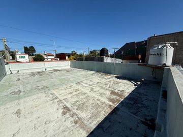 CASA VENTA 3 AMBIENTES Coronel Perdriel 2865 C/COCHERA (REMEDIOS DE ESCALADA)