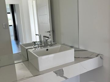 Casa en venta - Barrio San Simón, Canning