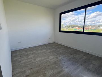 Casa en venta - Barrio San Simón, Canning