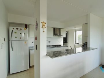 Departamento en venta Ituzaingó Norte 3 ambientes al frente, edificio Premium