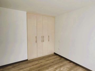 VENTA DEPARTAMENTO 2 DORMITOTIOS 85m² , a estrenar, Quito tenis. G.Be_AQT