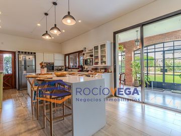 Casa en  venta  en Barrio San Patricio, Moreno