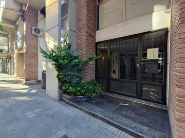 Departamento en venta 2 dormitorios Rosario - Patio y Parrillero