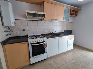 Departamento en venta 2 dormitorios Rosario - Patio y Parrillero