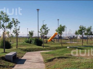 LOTE APTO COMERCIAL Y DUPLEX EN DOCTA!