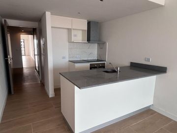 Venta.  Departamento 1  ambiente. Full Amenities, Balcón terraza. San Cristobal