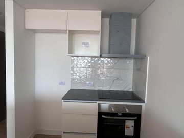 Venta.  Departamento 1  ambiente. Full Amenities, Balcón terraza. San Cristobal