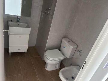 Venta.  Departamento 1  ambiente. Full Amenities, Balcón terraza. San Cristobal