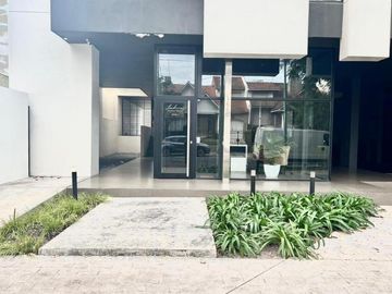 EXCELENTE DEPTO 3 AMB MAS ESCRITORIO LOS TRONCOS