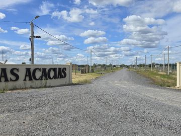 Venta Terreno en barrio las acacias, exaltacion de la cruz.