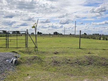 Venta Terreno en barrio las acacias, exaltacion de la cruz.