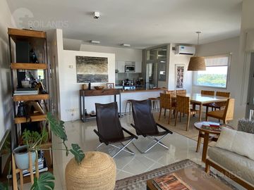 Venta Departamento 3 Amb Terraza y Pileta propia Barrio Marinas del Canal en Nordelta