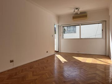 COCHERA CUBIERTA LUMINOSO COMEDOR DIARIO LAVADERO TOILETTE APTO CRÉDITO, DEPARTAMENTO ALMAGRO VENTA
