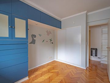 COCHERA CUBIERTA LUMINOSO COMEDOR DIARIO LAVADERO TOILETTE APTO CRÉDITO, DEPARTAMENTO ALMAGRO VENTA