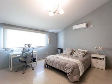 APTO CREDITO* VILLA BELGRANO 4 DORM.  RECICLADA