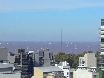 Muy lindo Departamento en venta con cochera en Olivos .- Vías / Maipú