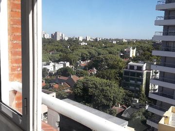 Muy lindo Departamento en venta con cochera en Olivos .- Vías / Maipú