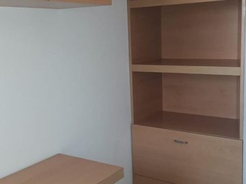 Muy lindo Departamento en venta con cochera en Olivos .- Vías / Maipú